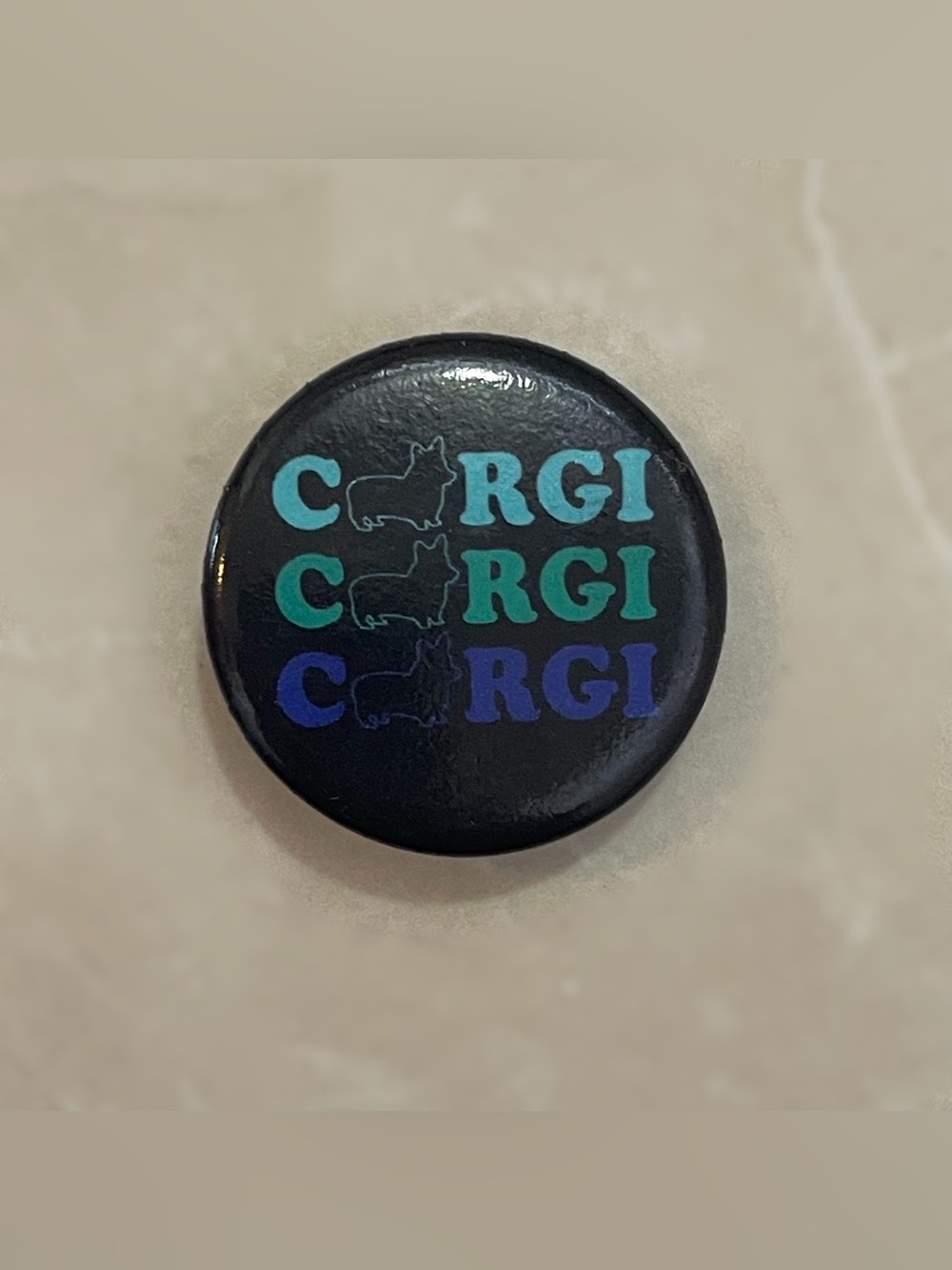 Corgi Dog Button Pin - Picture 2 of 6